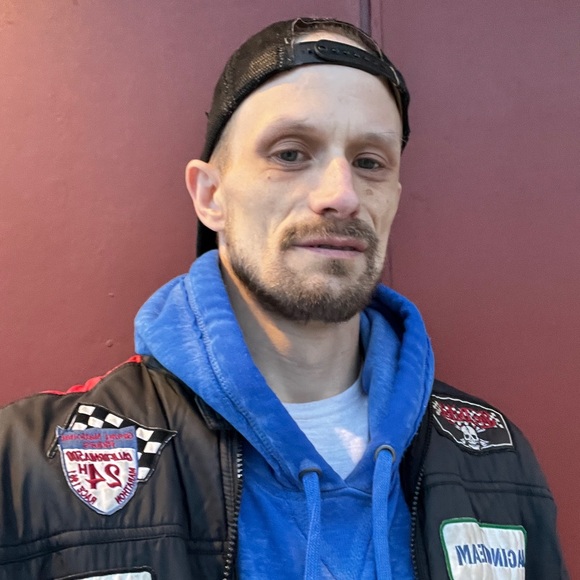 Meet your Posher, Tyler - Picture 1 of 1